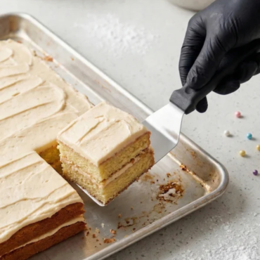 CAKE DECOR™ 1 Piece Stainless Steel Black Handle Pastry Lifter | Cake Serving Tool | SBAC-CK-F1865Y